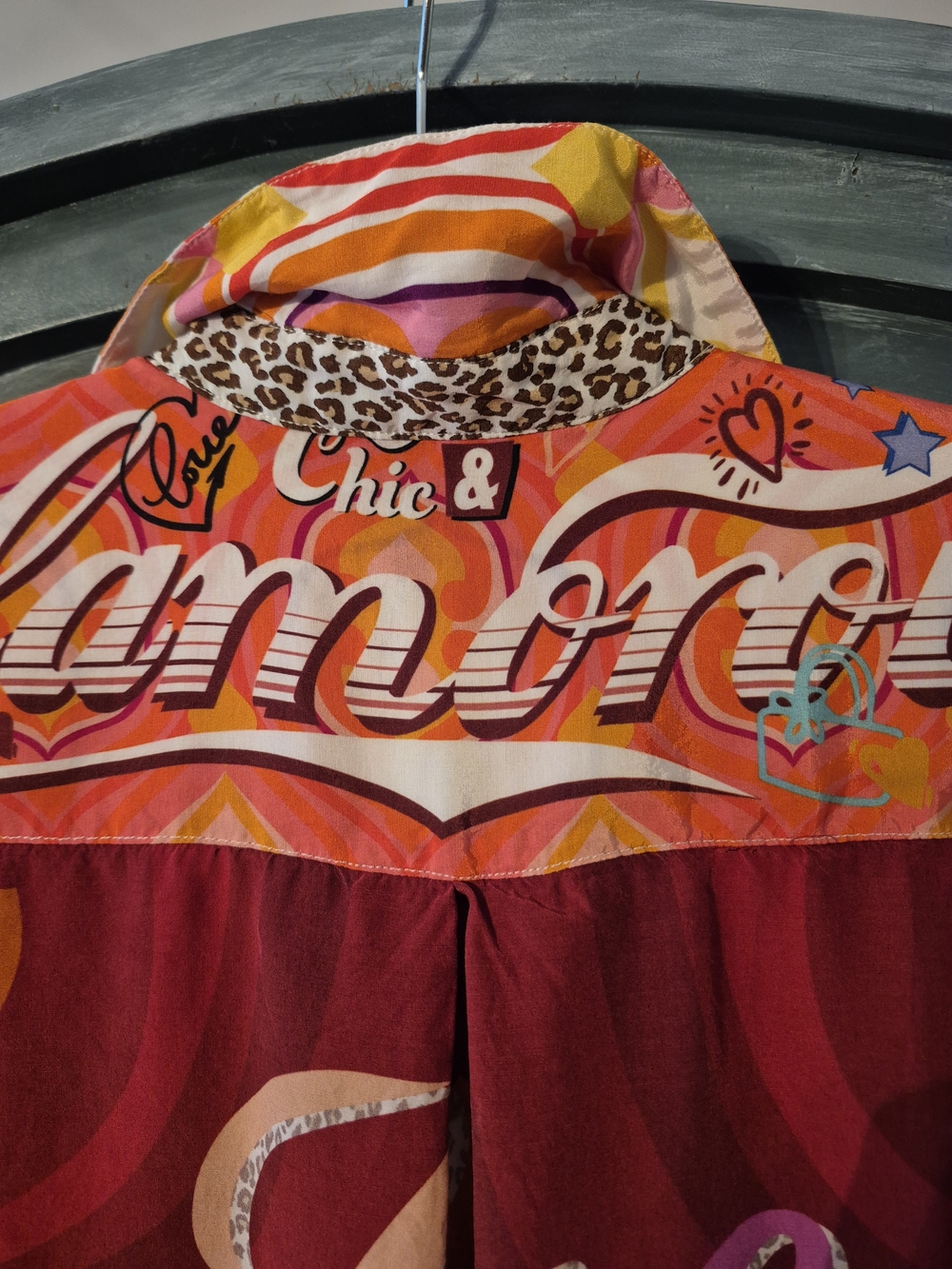 John Mark Multicolor Retro Graphic Button-Up Blouse - Picture 11 of 16